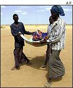 Nen in desert   AP